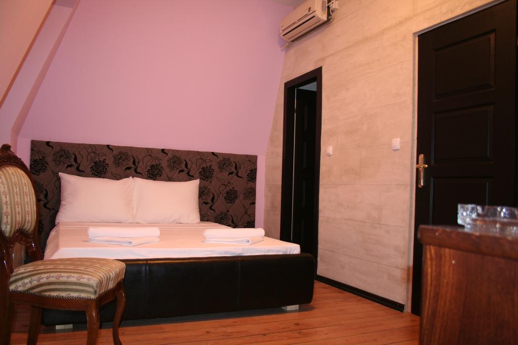 Vila Hedonija Belgrade Bilik gambar